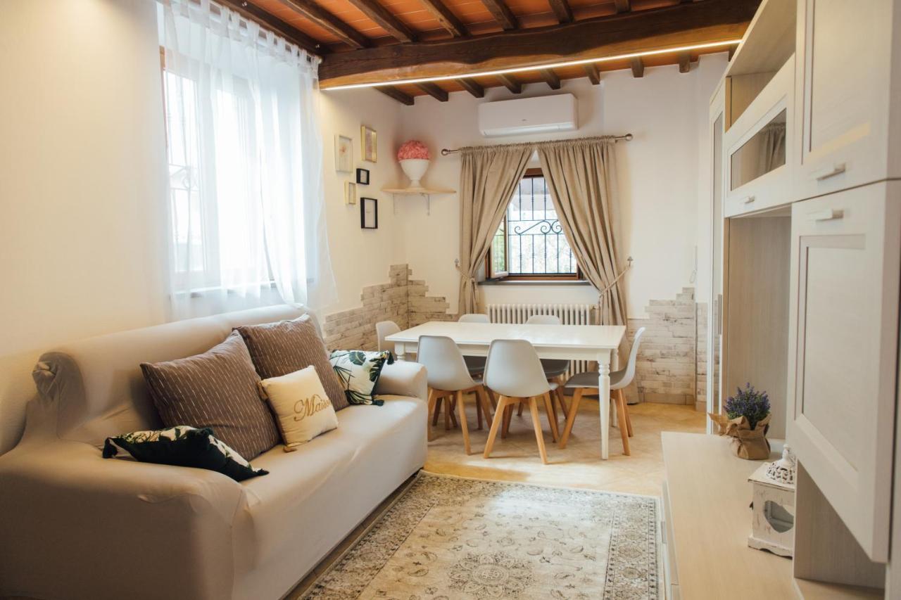 Country Chic Pistoia-Casa In Campagna Giardino, Parking Eksteriør billede
