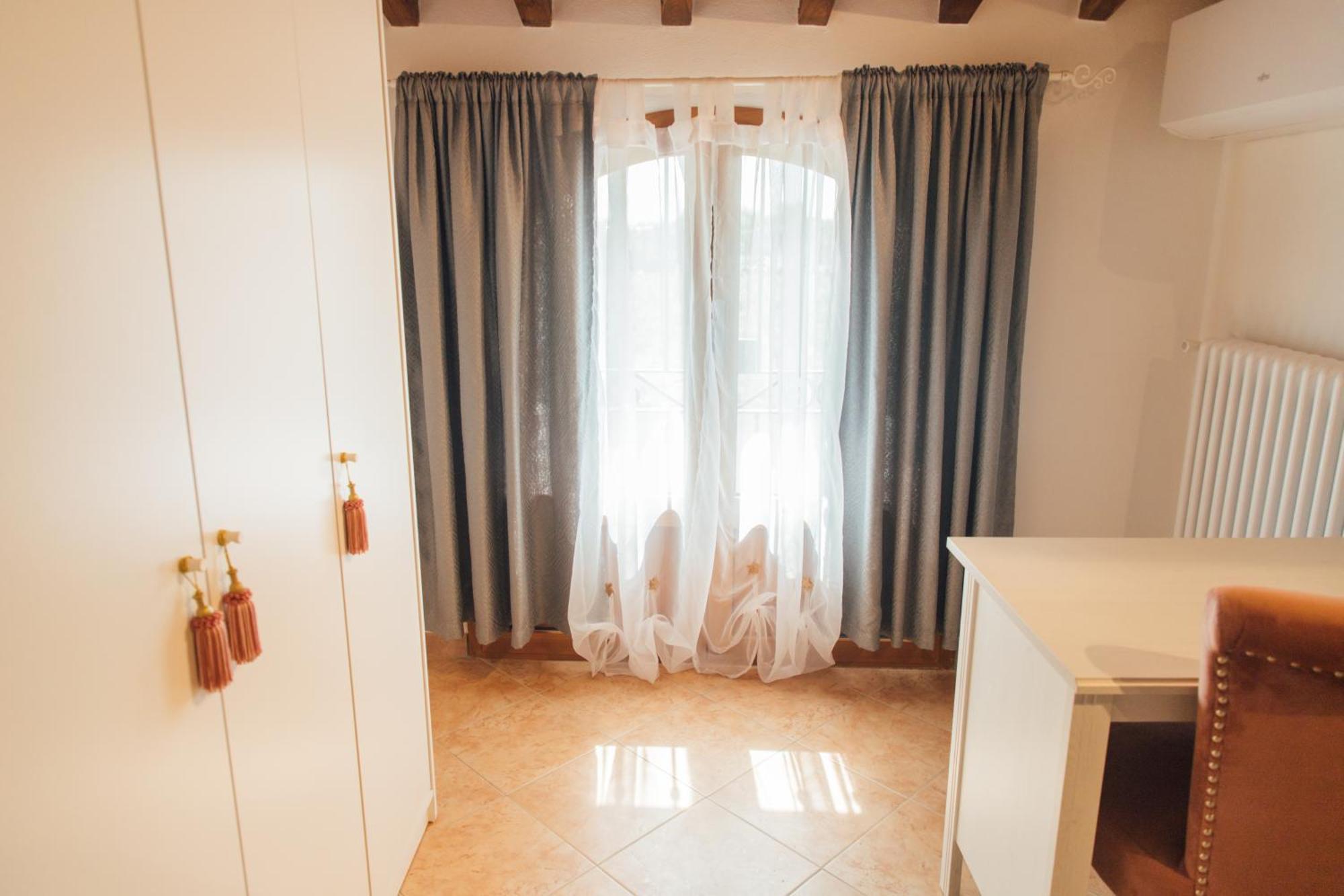 Country Chic Pistoia-Casa In Campagna Giardino, Parking Eksteriør billede
